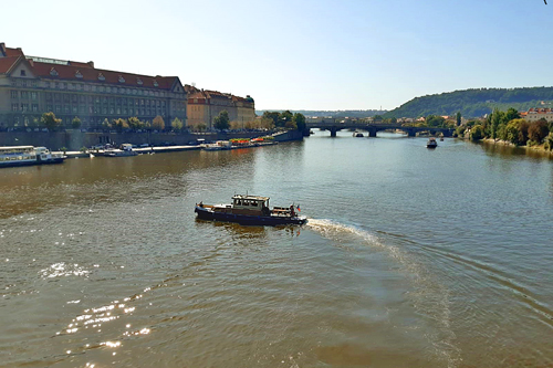 Rozlučky se svobodou na lodi v centru Prahy